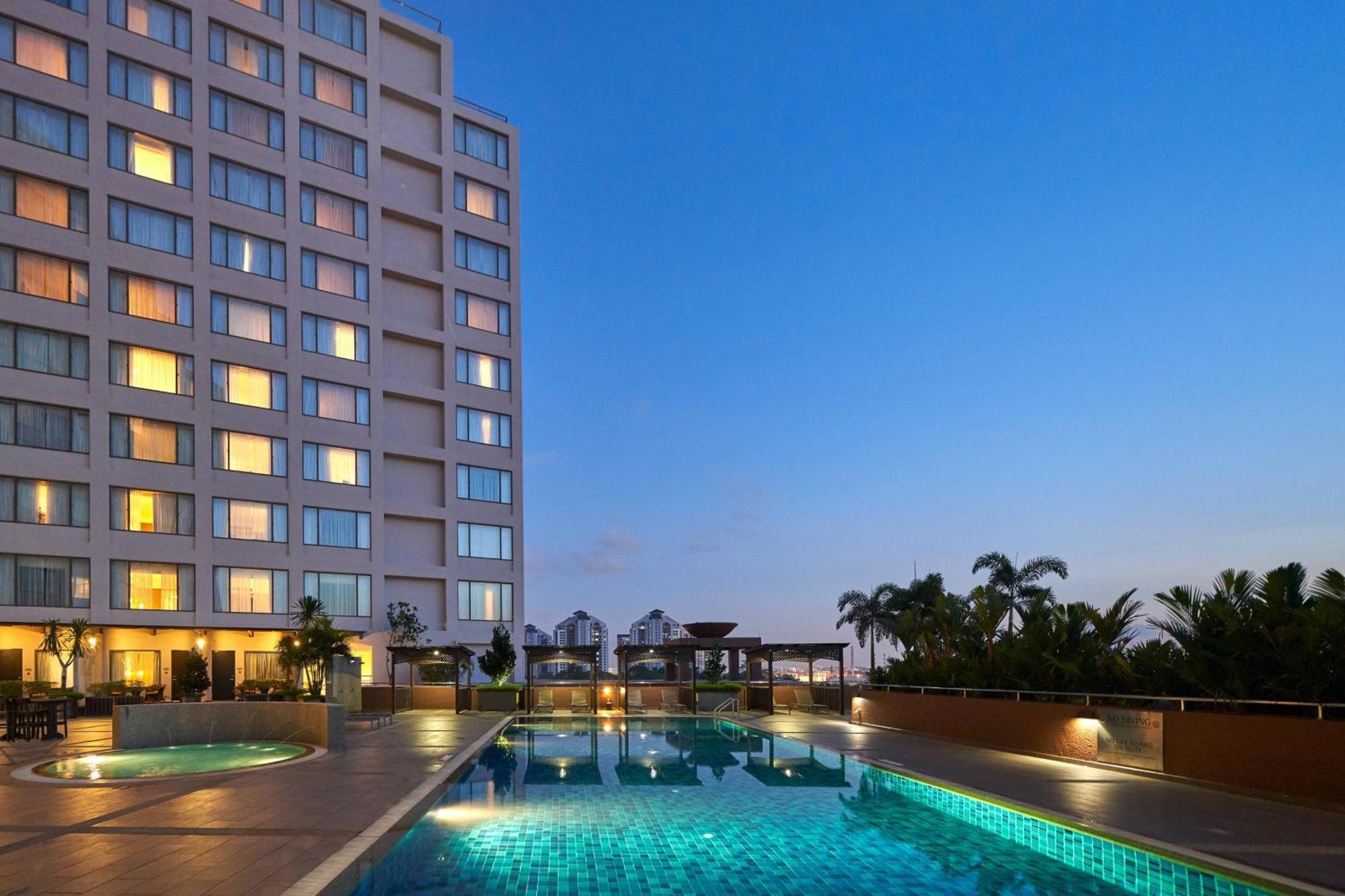 Renaissance Johor Bahru Hotel Esterno foto The Park, Hyderabad