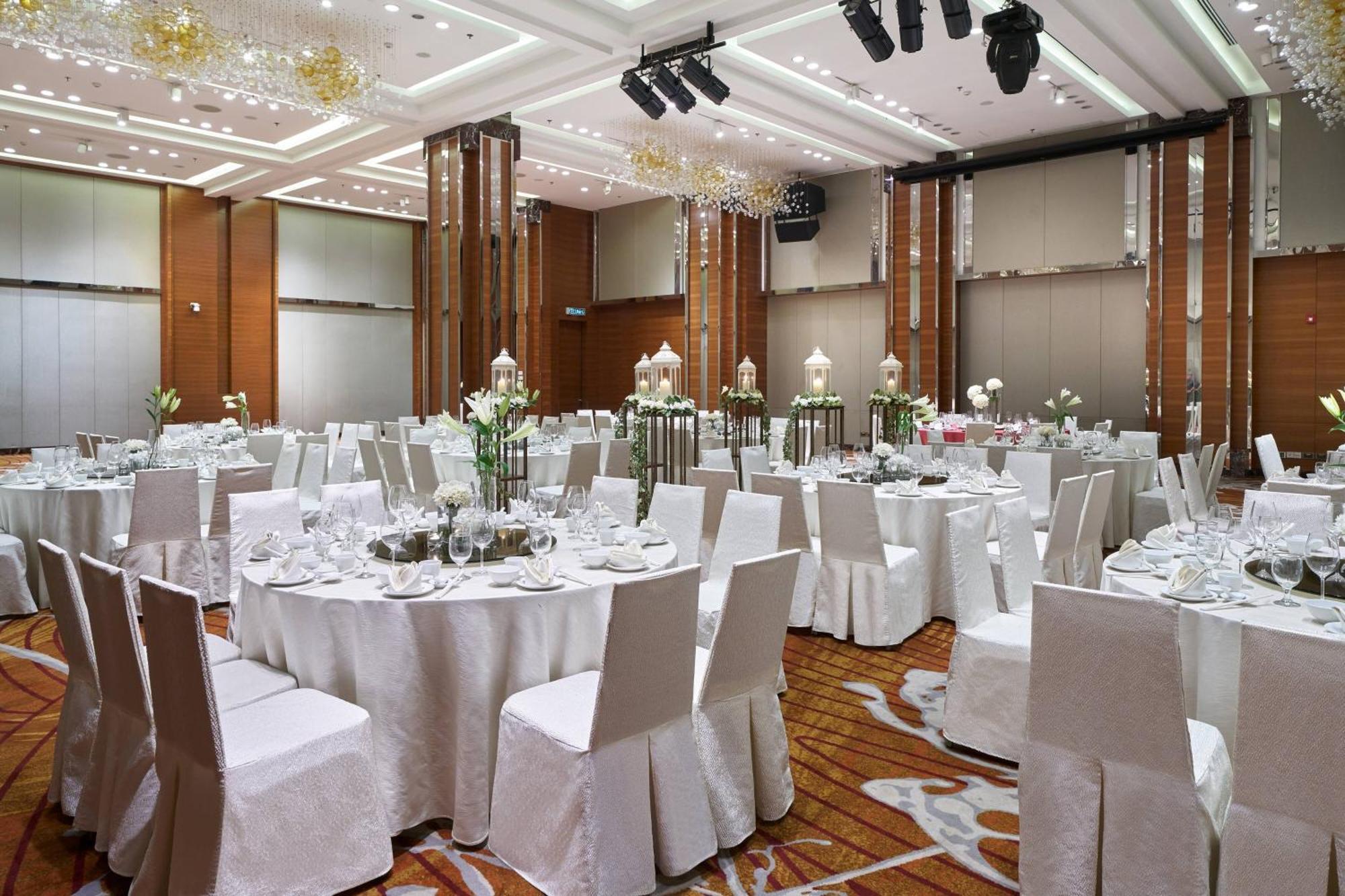 Renaissance Johor Bahru Hotel Esterno foto The ballroom