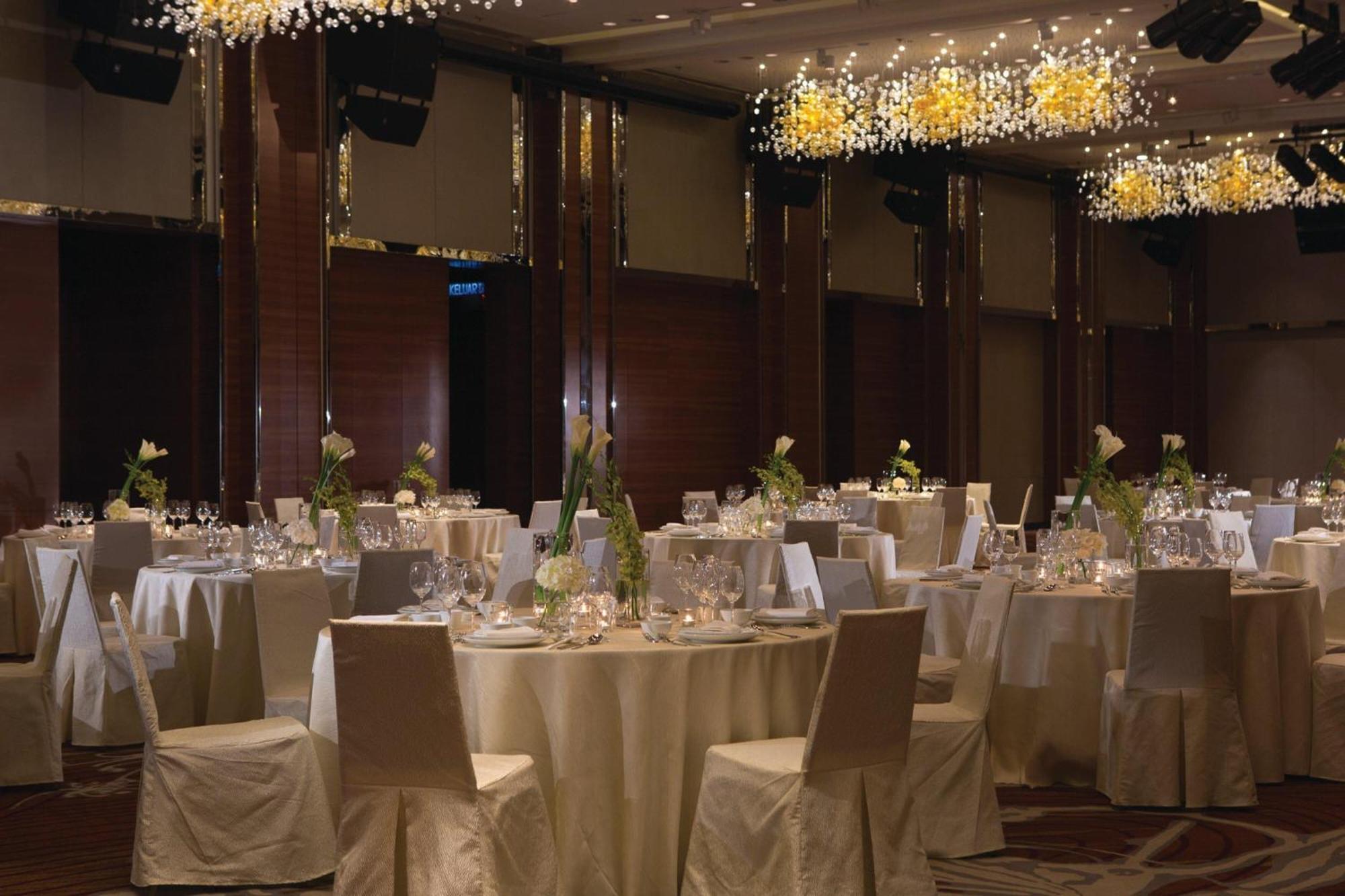 Renaissance Johor Bahru Hotel Esterno foto The ballroom
